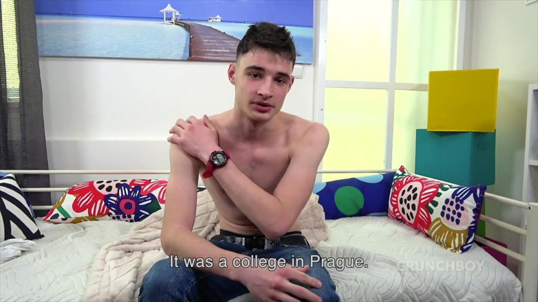 When straights boys fuck their gay friends: Sexy gay scopato senza protezioni dal suo ragazzo straigth curioso 4