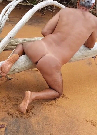 Ladysilvas: Ladysilva naakt op het strand komt mijn hete kont neuken