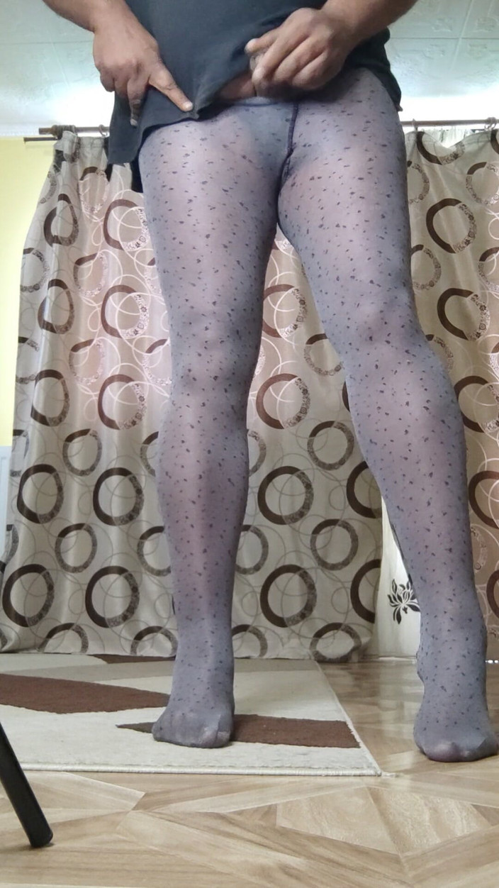 Pantyhosecouple123: Nogi w seksownych wzorzystych pończochach