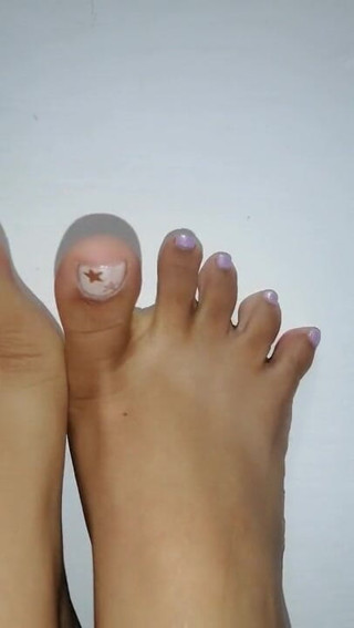 MonikaBlackCat: Fetish feet in socks