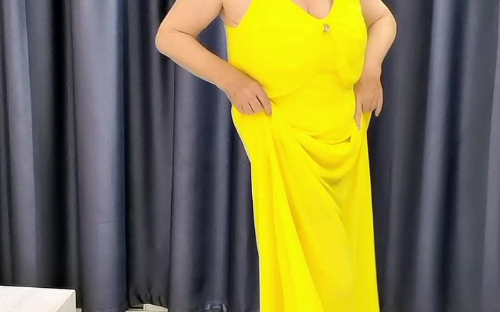 MariaOld: Profesoara sexy seduce elevul cu țâțe mari și pizdă păroasă