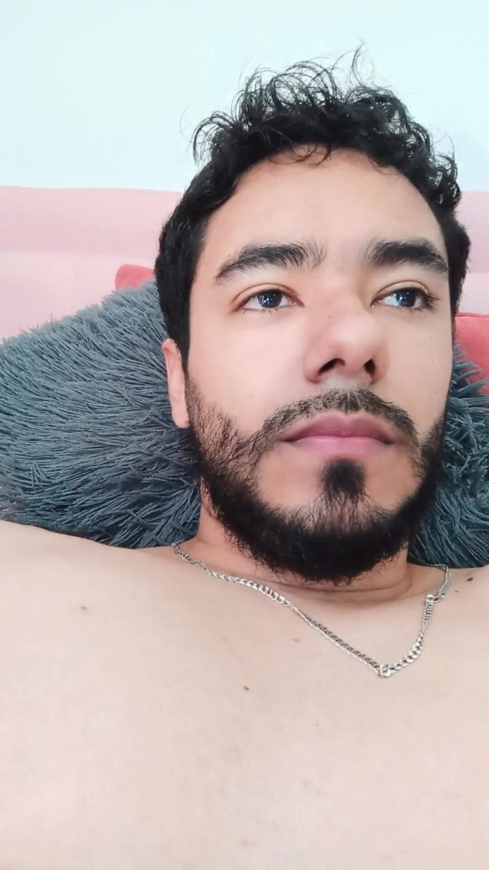 Tommhot: Sexy Latino Boy Masturbating and Talking Dirty