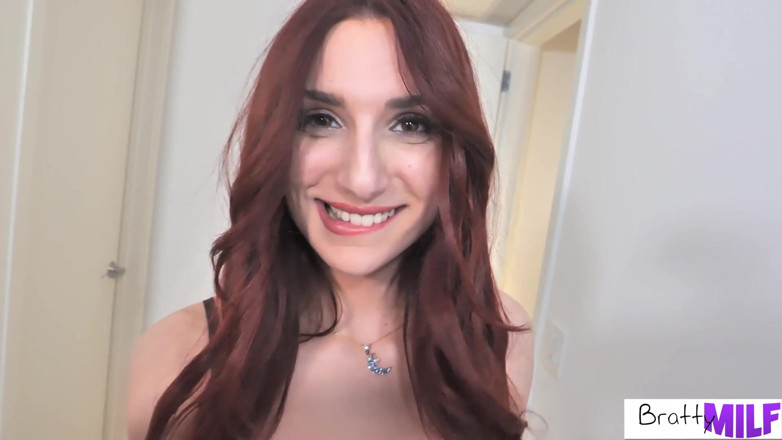 BrattyMilf: Madrasta sabe como se vestir para o sucesso - S8:e7