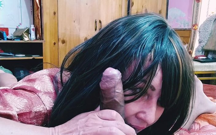Bolly Karma: Ragazza con il viso perfetto nel film di sesso arrapato