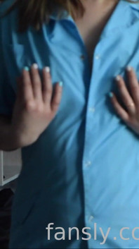 내 아주 핫한 솔로 비디오 중 하나#솔로 #squirt #amazing #wife #masturbate #orgasm #glass #real #amateur #boobs #ass