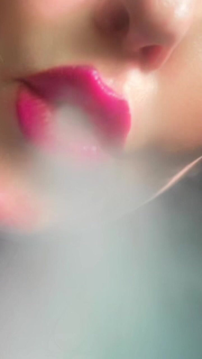 SanDiego8383: Rauchende heiße rosa verführerische lippen &amp; zeitlupe verdampfte glückseligkeit