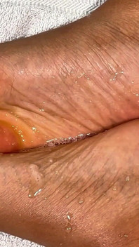 MILF Spits on Her Feet for You to Worship