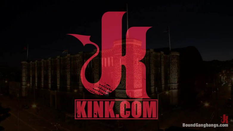 Bound Gang Bangs by Kink: A primeira sessão pornô de Remy Lacroix!!! Primeiro gangbang!!!!! Primeira...
