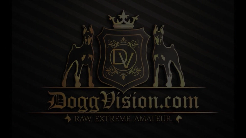 DoggVision: Kurvíci - 45letá milfka vystříkaná po praskání kondomu!