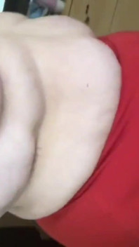 Gordinha - fodendo a minha própria com brinquedos sexuais esguichando duro