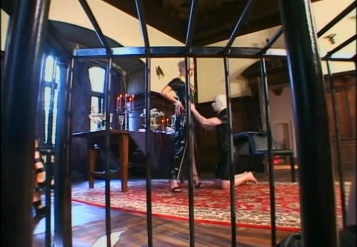Absolute BDSM films - The original: laal gand laal land ko kore maarna apmaan