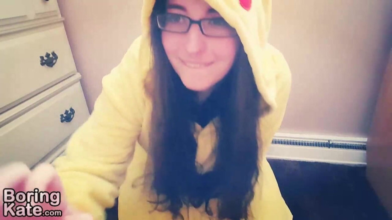 Boring Kate: Фаппинг в моей Pikachu Kigurumi