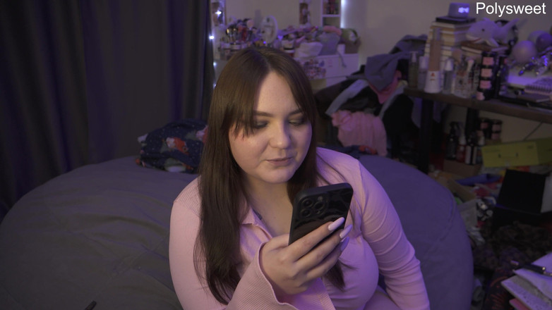 Polly Sweet: histoire « féminisation du mari - transformation en sissy » (2i2) Rus