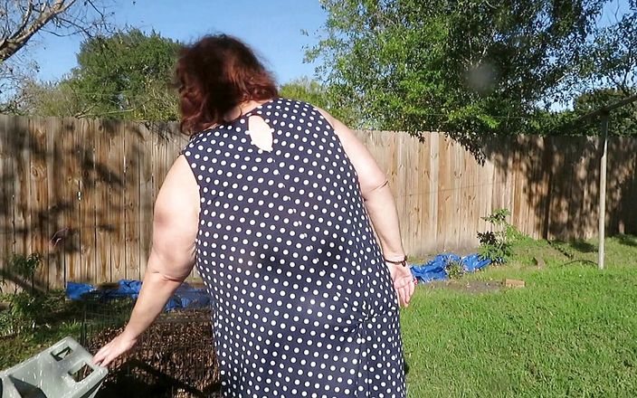 BBW nurse Vicki adventures with friends: Playing in my garden showing off my tits belly ass,...