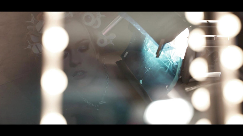 My Porn King: Babe Moans as Lesbo Lover Licks Cunt and Fucks Her...