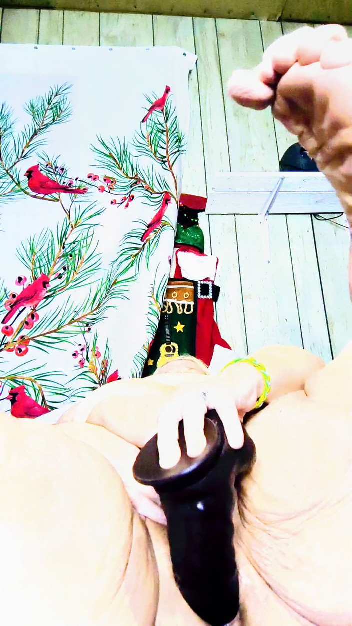 HerculesnVENUS: Cumming 6 Times Watching Porn This Is a Bent up Whore