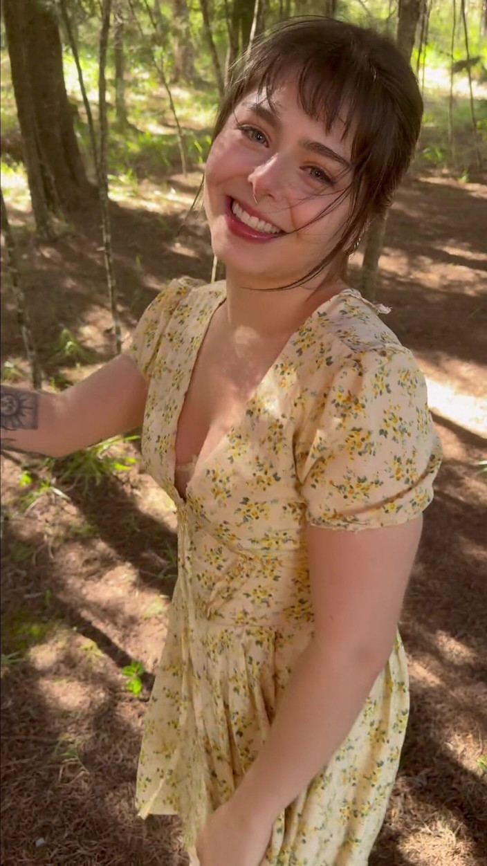 DaliaMorgan: Fuck Me Hard Before Someone Sees Us! Beautiful Girlfriend Fucks...