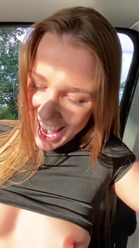Streetfuck mere boyaphrend ko eershya karne deti hai