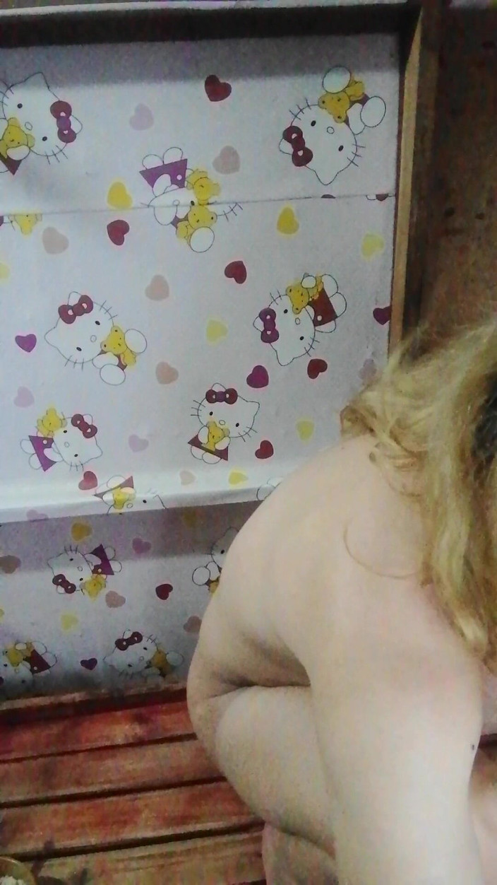 Reynaldo6: Královna obscénností v ložnici je znovu hotová