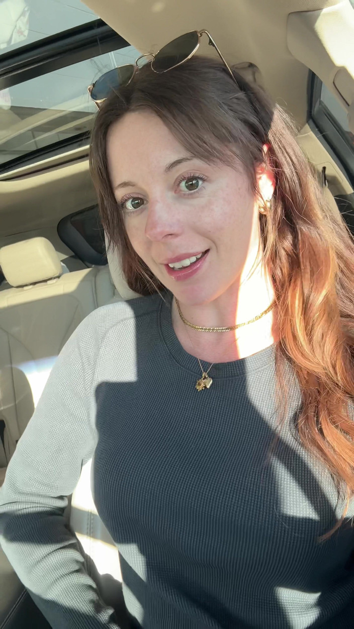 Nadia Foxx: Finding a Great Spot to Cum Outside!