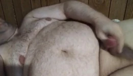 Şişman adam mastürbasyon yapıyor ve orgazm oluyor #2