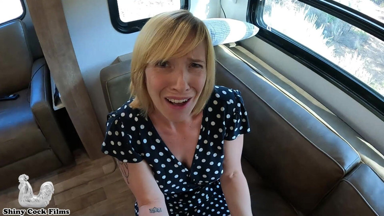 Jane Cane: Good step moms never kiss and tell