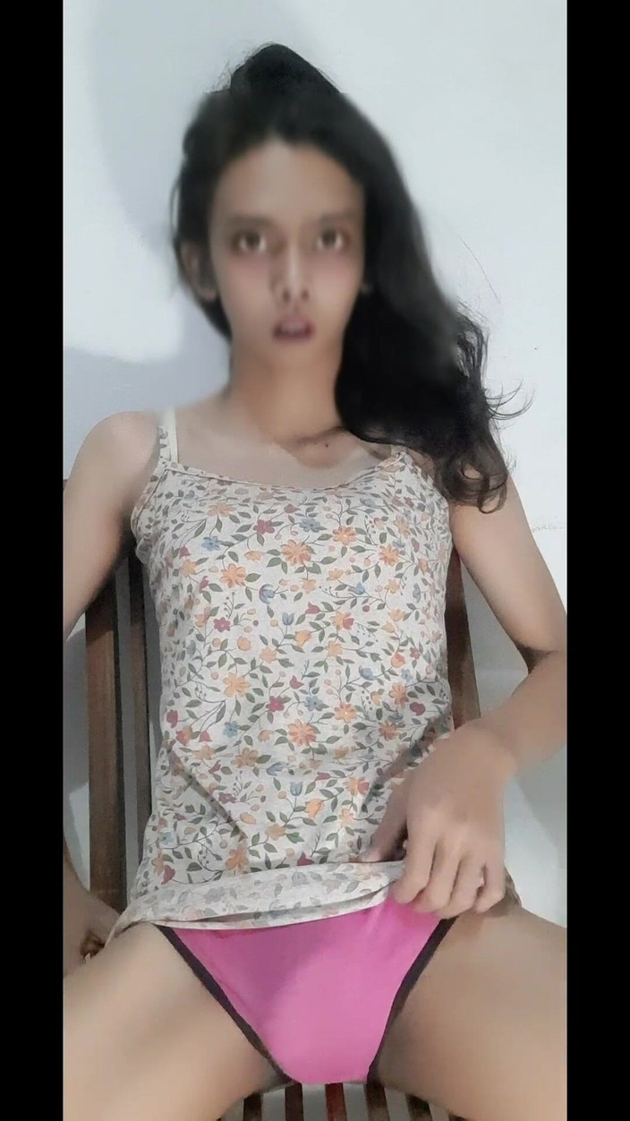 MaureenNadh: 털이 무성한 아시아 쉬멜 심야 더블 정액