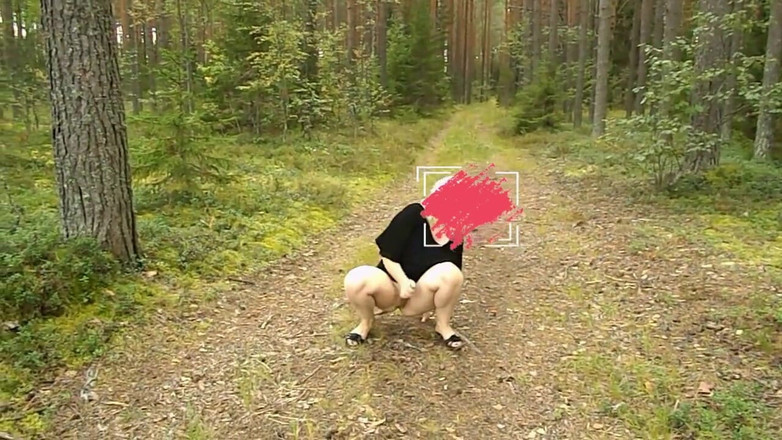 Lady Rose pee pee: गोल्डन रेन 24 - मजेदार नृत्य।