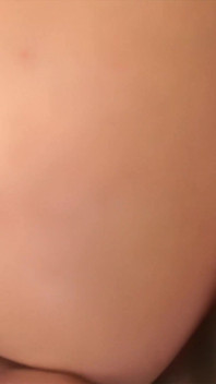 Brytyjska laska dostaje wiele analnych creampies w DP Gang Bang