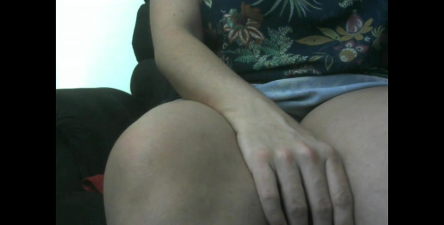 Minhaesposaparaoutro: Bardzo napalona mężatka pokazuje swoje piersi i cipkę nieznajomym w...