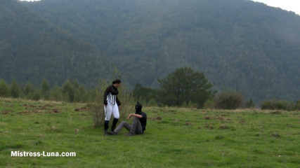 Mistress Luna: Jazda na obcasie platformy