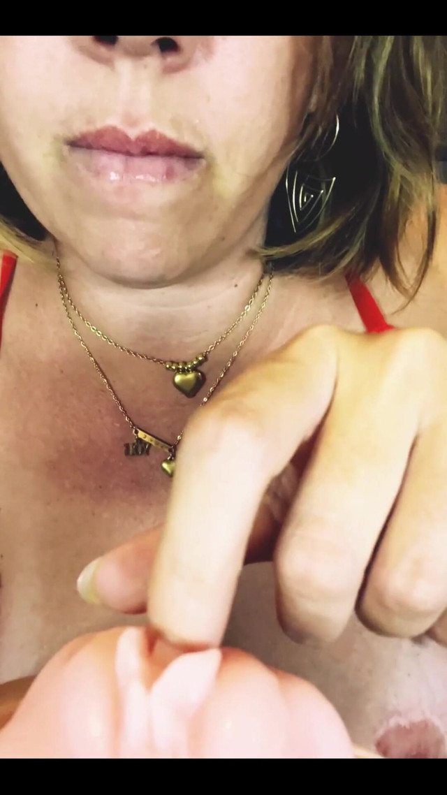 I Had Too Much Fun Sucking on This Pink Pussy (MsJasmine699)