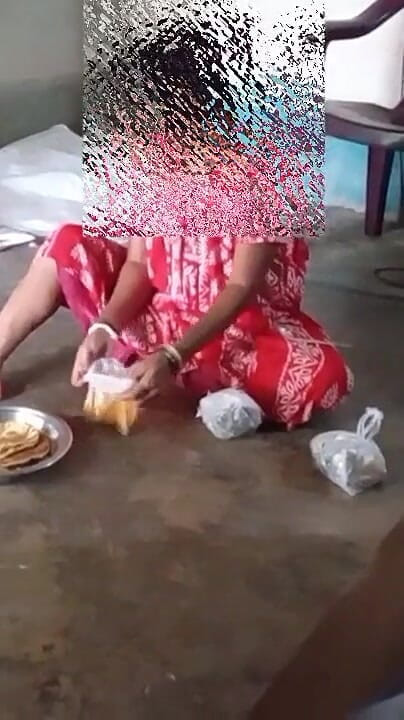 Bengaliauntykichut: Subah Aunty Ne Nashte per Bulaya Episode 1