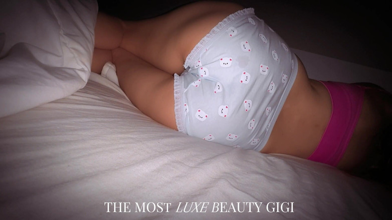 Gigi oficial: I Sniffed Girls Butt First Tine and Instantly Knew It...