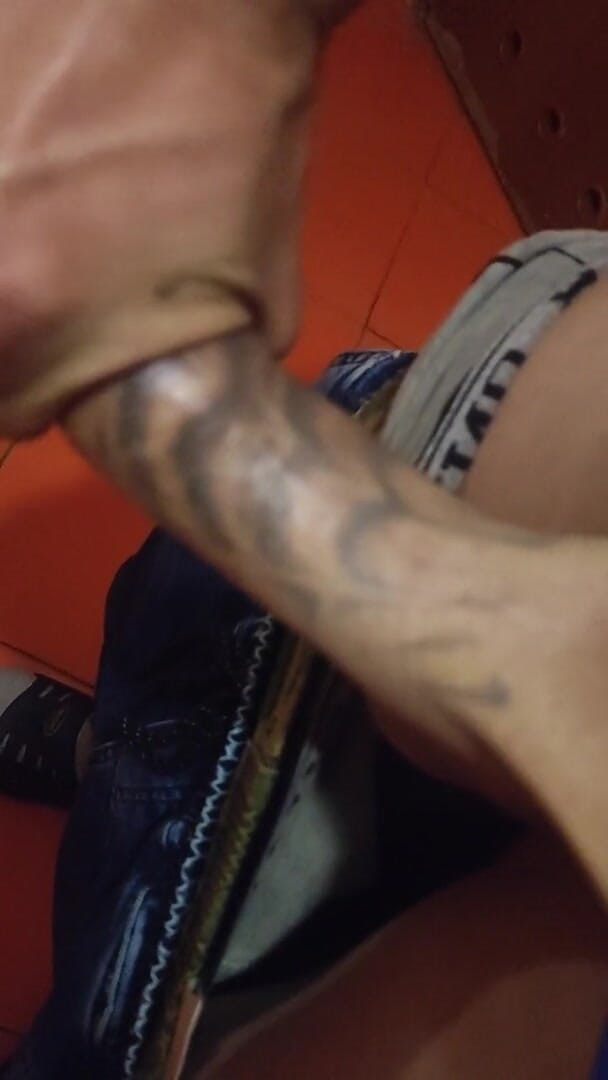 Hard big Tatooed cokk!: โอ้ โอ้ พ่อจ๋า!