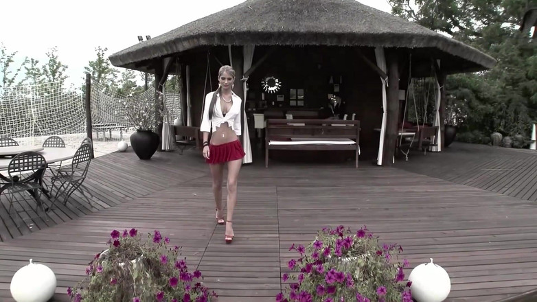 Amateur Pornos XXX: Rocco natural born bangers- cewek hot rambut pirang lagi asik...