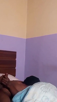 Nemůže splatit svůj dluh, tak jsme se střídali v šukání