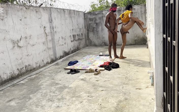 Baddestboyx: Como eu conheci minha paixão no meu bestie gay ontem à...