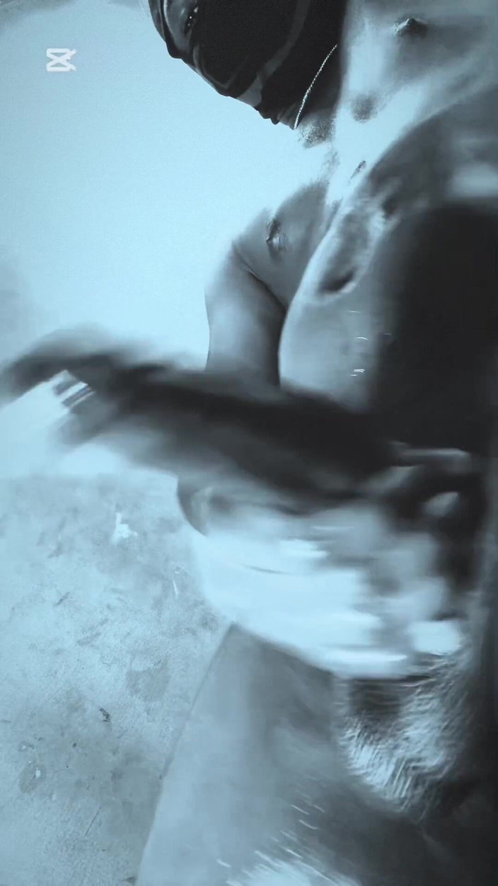 Bbc-godaddy: 大きなBBCが望むのは、私の精液のスラットのように深くドリルして引き伸ばすことだけです