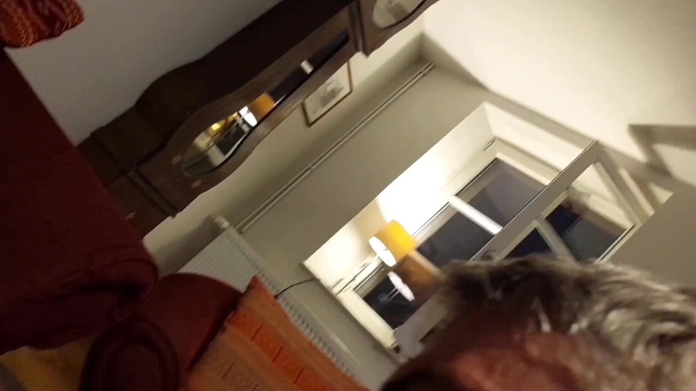Selena701: Une femme mature blonde amateur aime le sexe après avoir...