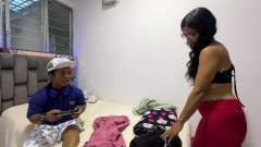 scarlatta_milf: Šukám svou MILF nevlastní mámu poté, co mě pokárá, že mám...