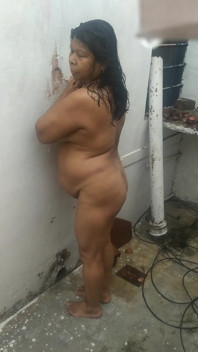 Rain Nude Bath