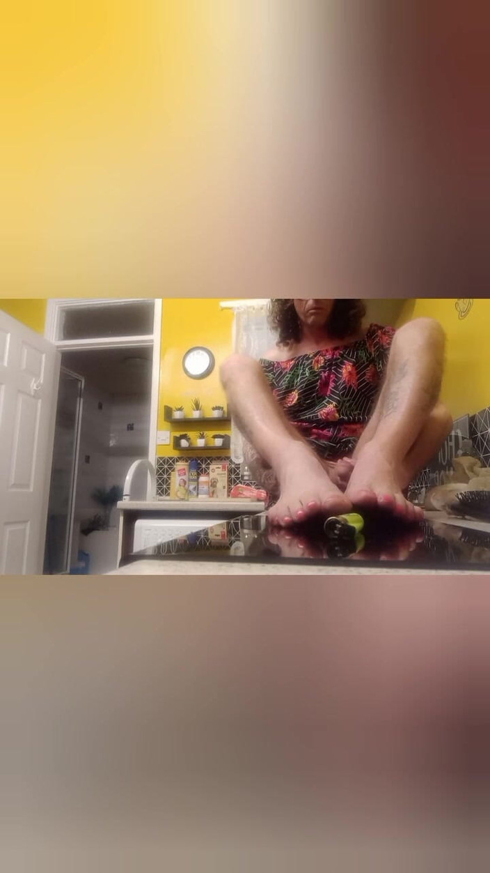 Henderson: Sissy Slut
