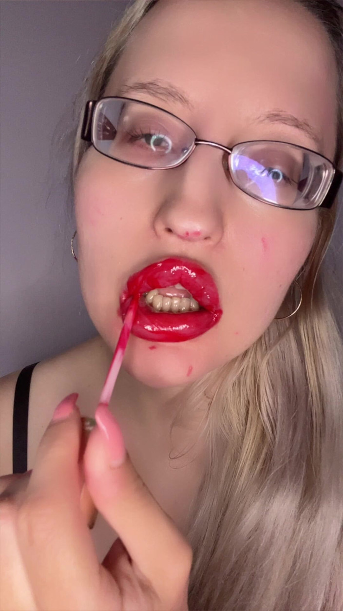 FinDom Goaldigger: 내 큰 입술을 위한 가장자리