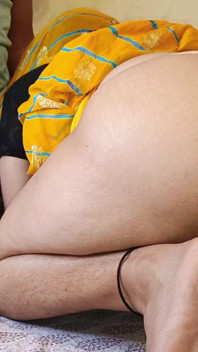 新婚哥在纱丽服中被抓并骑乘大鸡巴