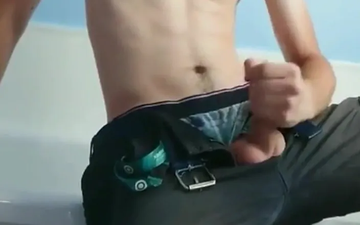 GutCharly: Giving Everything to My Cock and I Pass the Video...