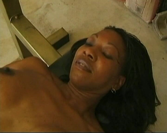 90s Lesbian sex: Calda cavalcata di figa lesbica # 5