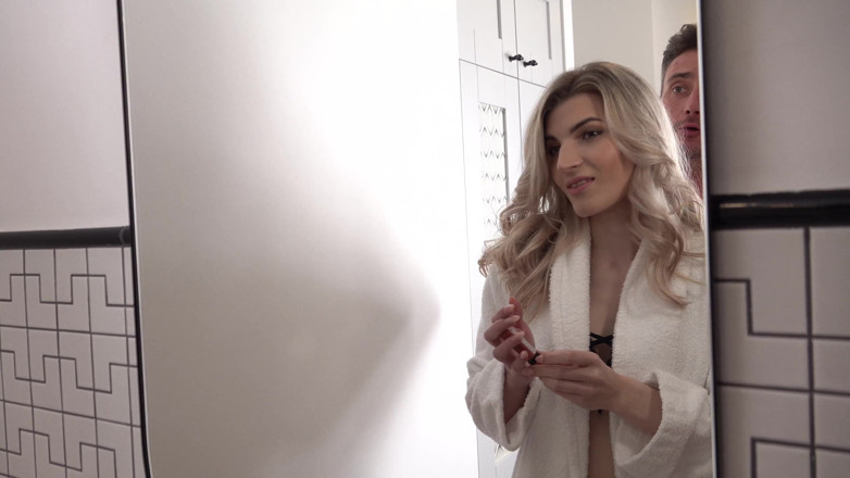 Valterkaro: A Big Dick Fucked This Skinny Bitch's Mouth and Asshole
