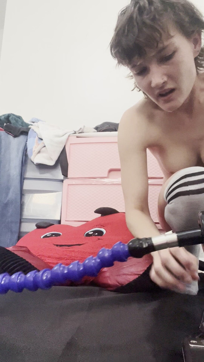 AhanuReed: Pembukaan Anal Solo
