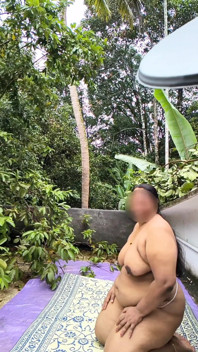 Berbogel pada Hari Hujan, awek desi